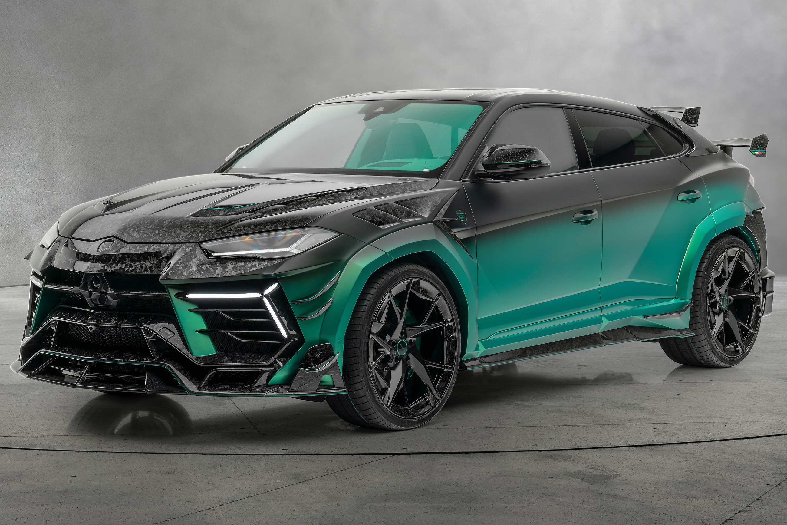 Lamborghini Urus by Mansory