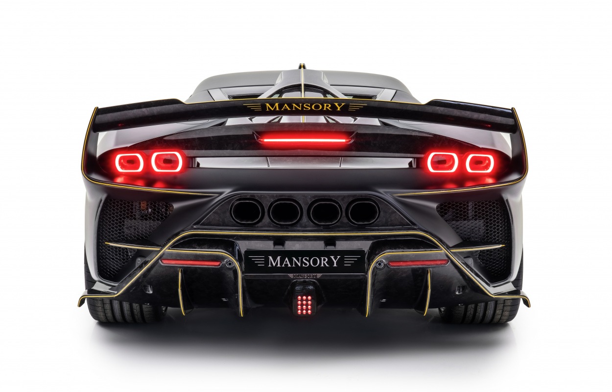 FERRARI SF90 Mansory