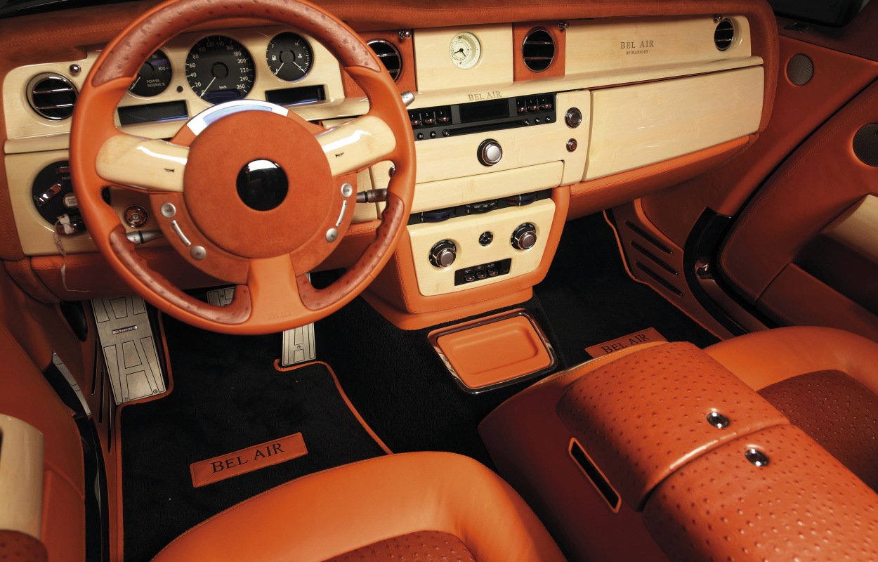Showroom Cabin of a luxury car RollsRoyce Phantom Drophead Coupe Stock  Photo  Alamy