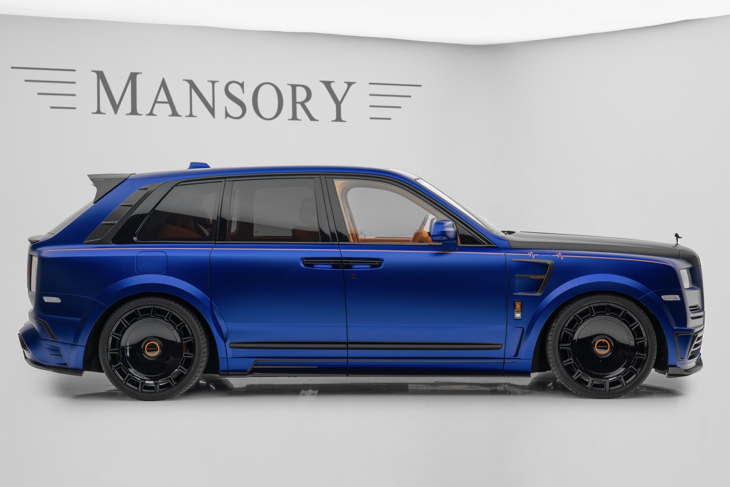 Rolls-Royce Cullinan Black Badge MANSORY Pulse Edition